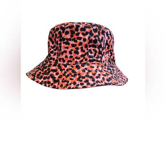 Fabletics Reversible Bucket Hat - Picture 2 of 4
